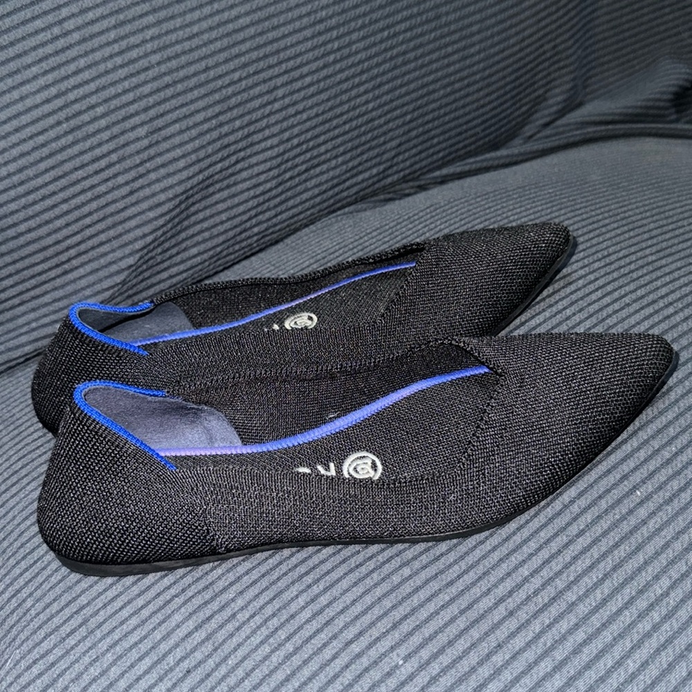 Stylish Black and Blue Women's Flats